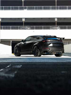 Lamborghini Urus Thumbnail