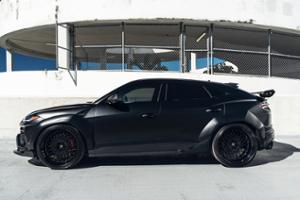 Lamborghini Urus Thumbnail