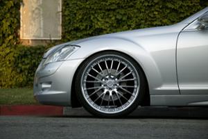 Mercedes-Benz S550