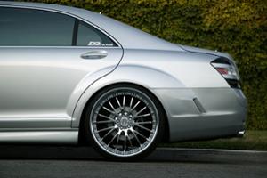 Mercedes-Benz S550