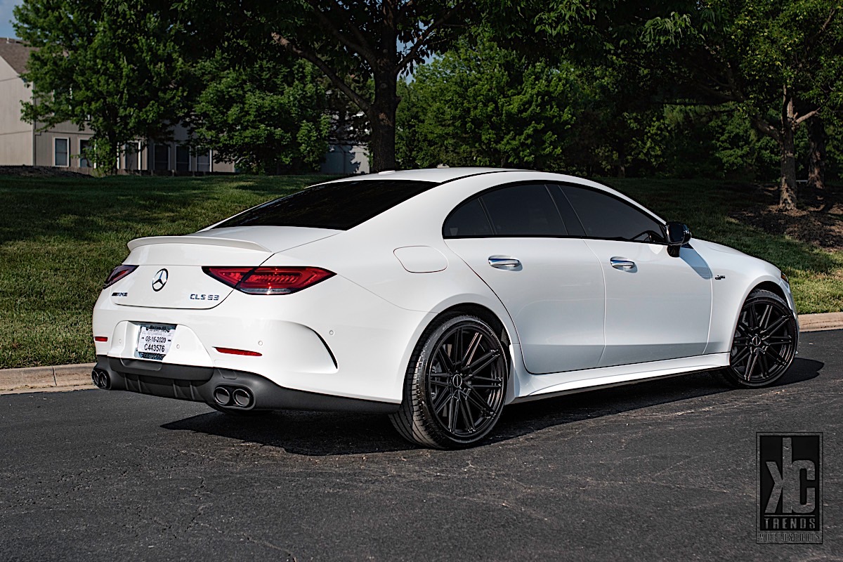 Mercedes-Benz CLS53 AMG with 