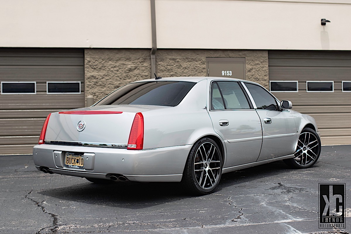 Cadillac DTS with Avenue A613