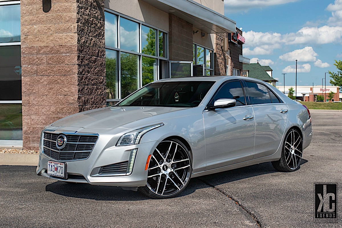 Cadillac CTS with Avenue A613