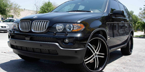 BMW X5 with Status Wheels S816 Knight 5