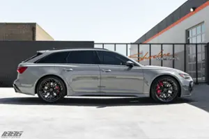 Audi RS6 Avant Thumbnail