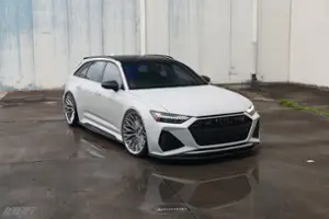 Audi RS6 Avant Thumbnail