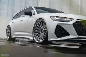 Audi RS6 Avant Thumbnail