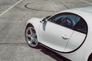 Bugatti Chiron Thumbnail