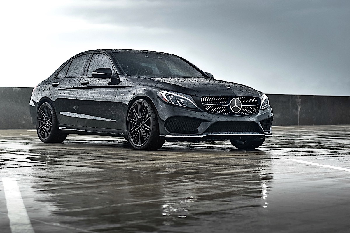 Mercedes-Benz C450 AMG with 