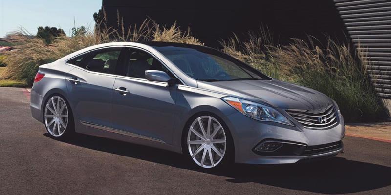  Hyundai Sonata with Cavallo Wheels CLV-08