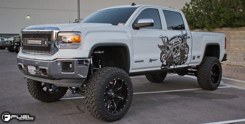  Chevrolet Silverado 2500 with Fuel 2-Piece Wheels Nutz - D251