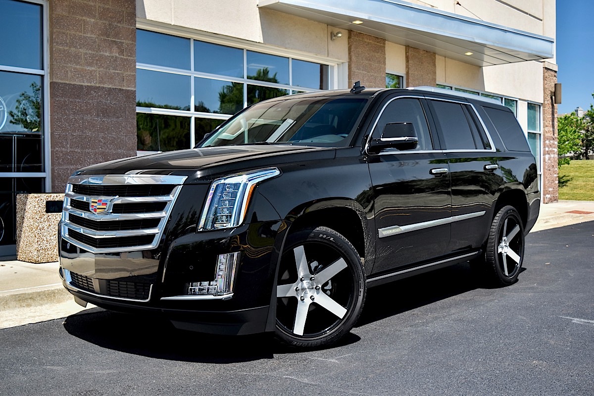 Cadillac Escalade with DUB 1-Piece Baller - S217