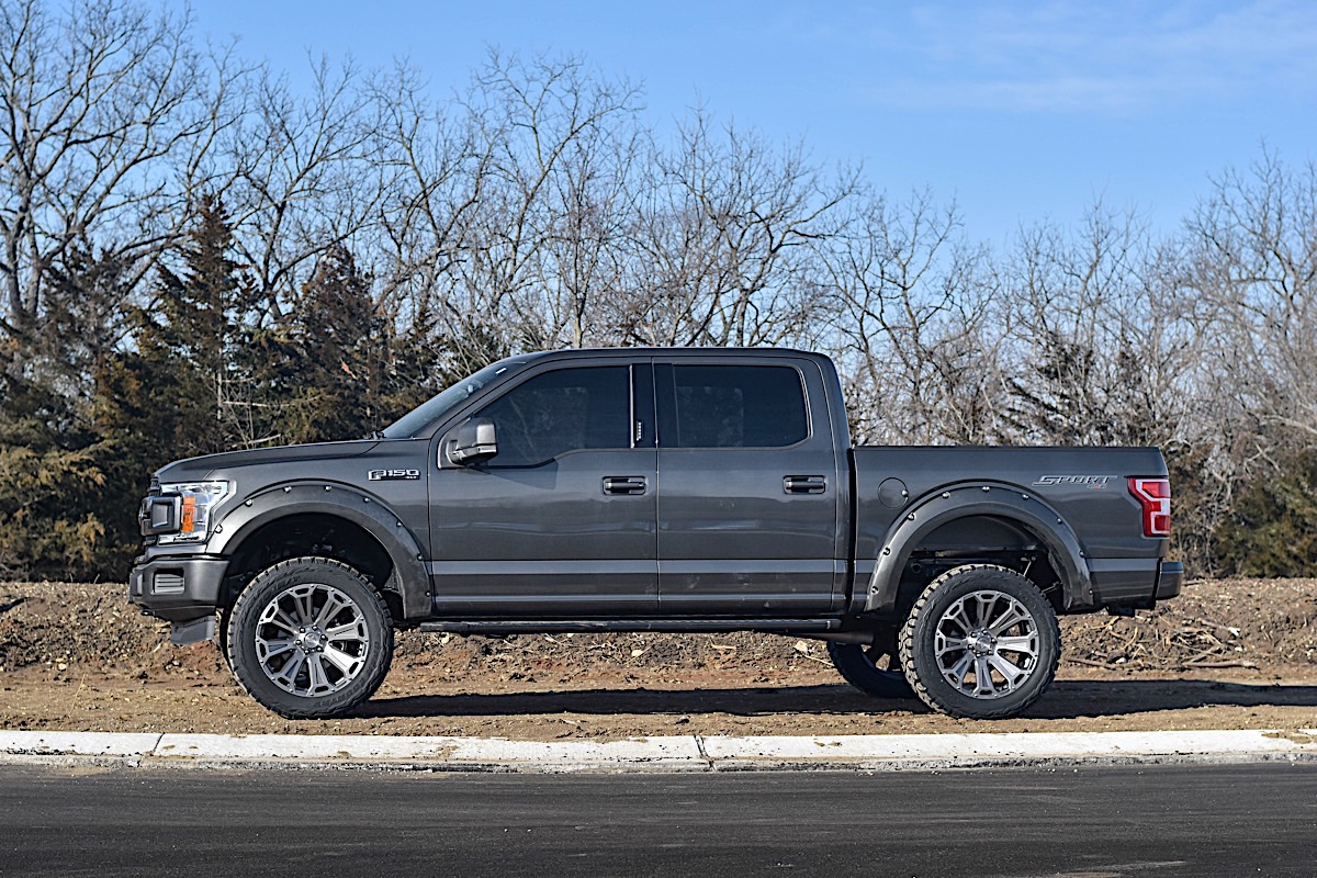 Ford F-150 with Asanti Off-Road AB813 Cleaver