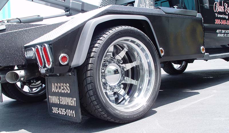 2008 Ford F-450 Super Duty Dual Rear Wheel with American Force Dually With Adapters Series 11 Independence DRW