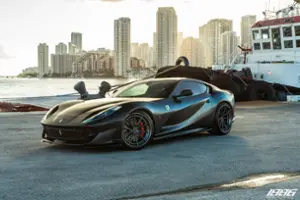 Ferrari 812 Superfast Thumbnail