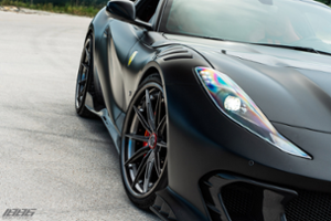 Ferrari 812 Superfast Thumbnail