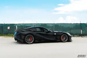 Ferrari 812 Superfast Thumbnail