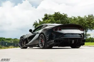 Ferrari 812 Superfast Thumbnail