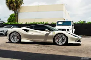 Ferrari F8 Tributo Thumbnail