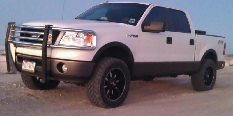 Ford F-150 MKW Offroad M81