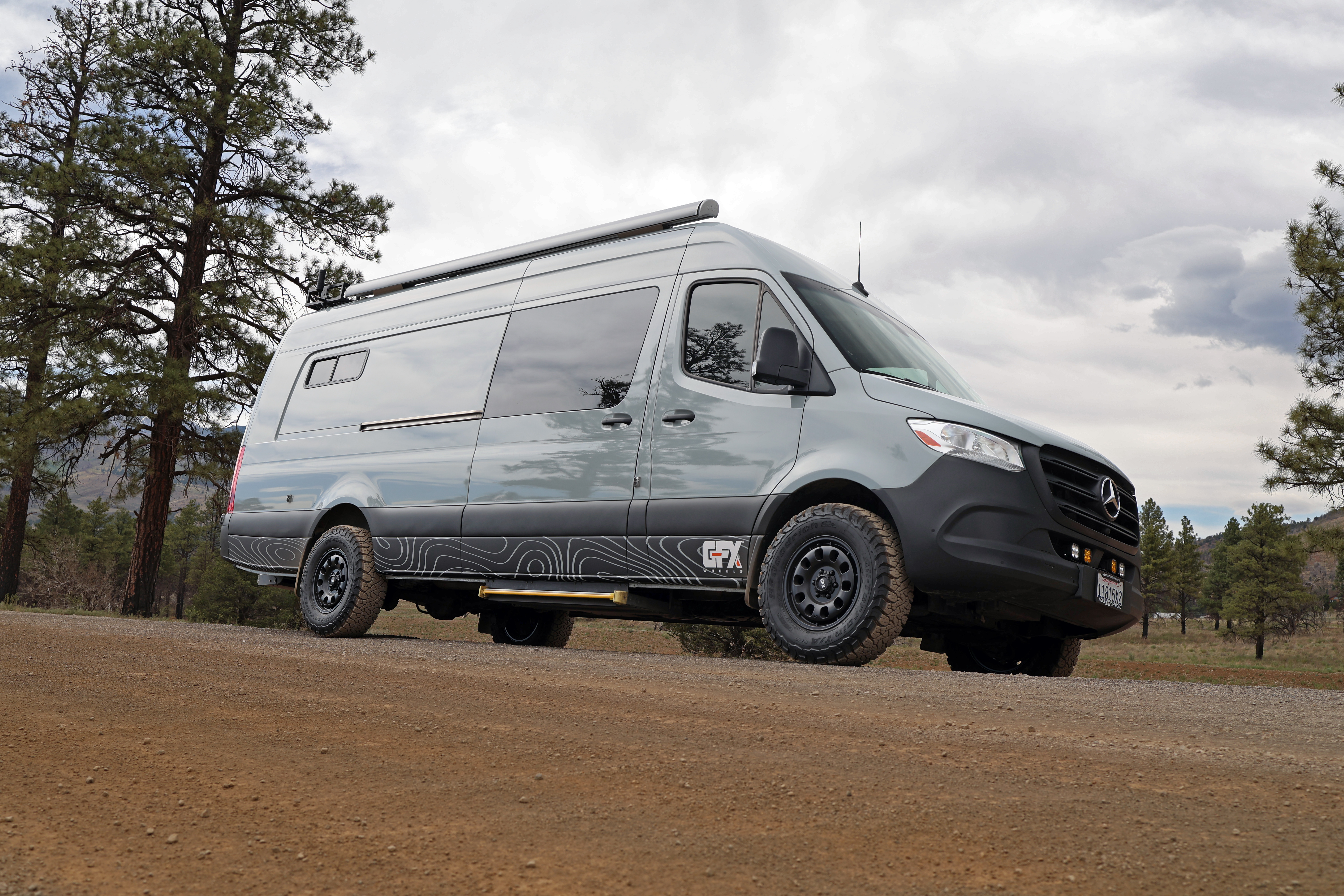 Mercedes-Benz Sprinter 2500 MV4