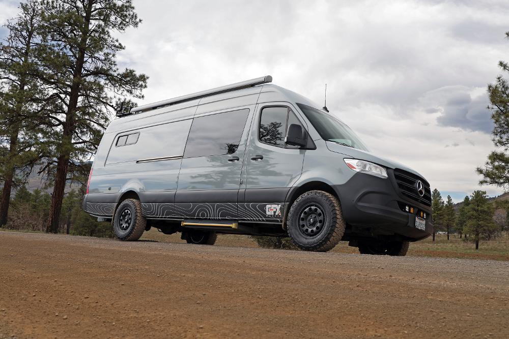 Mercedes-Benz Sprinter 2500 MV4