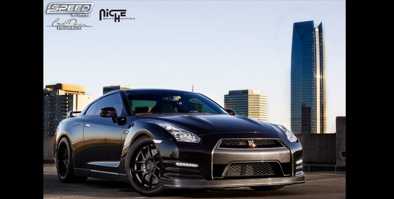  Nissan GT-R with Niche Track Series Targa - M215 