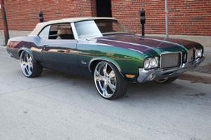 Oldsmobile Cutlass
