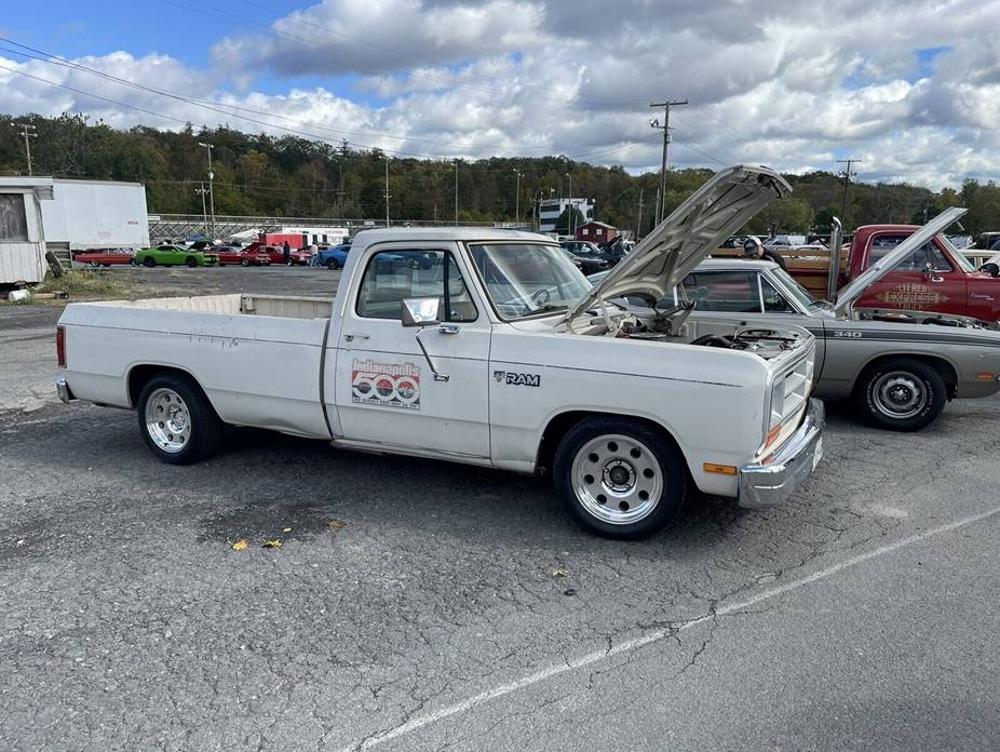 Dodge D150