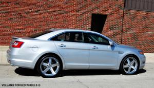 Ford Taurus
