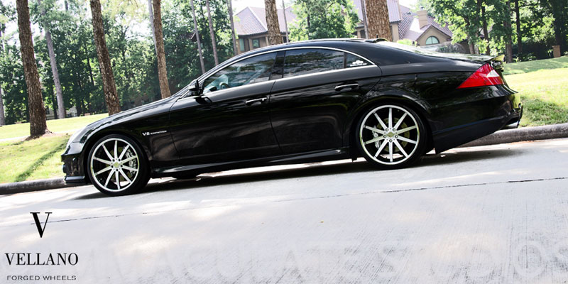 Mercedes-Benz CLS550