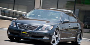 Lexus LS