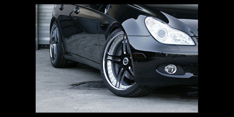 Mercedes-Benz cls500