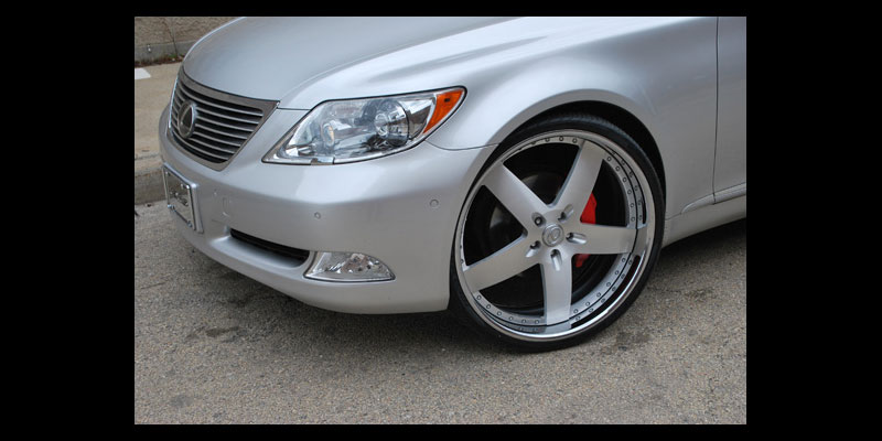 Lexus LS