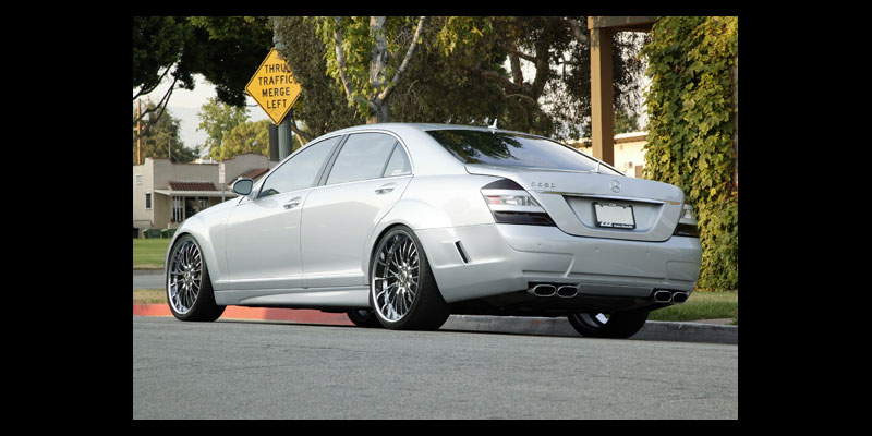Mercedes-Benz S550