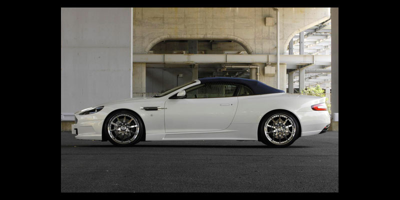 Aston Martin DB9