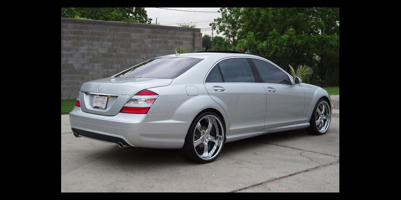 Mercedes-Benz S550