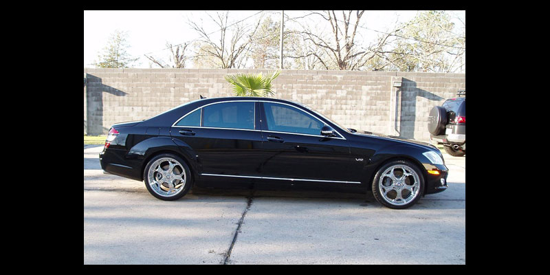 Mercedes-Benz S600