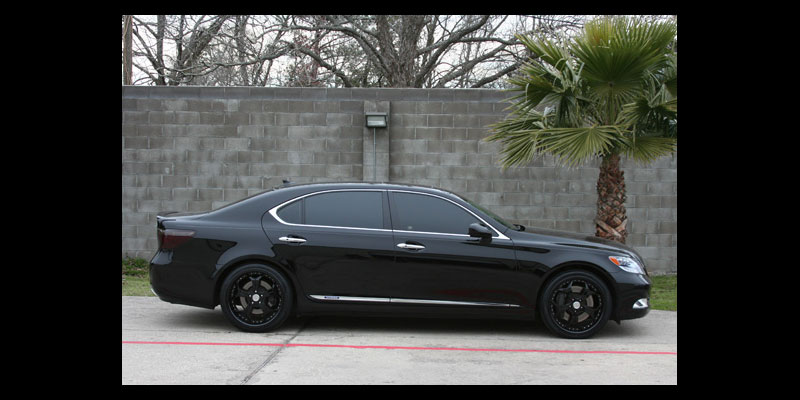 Lexus LS