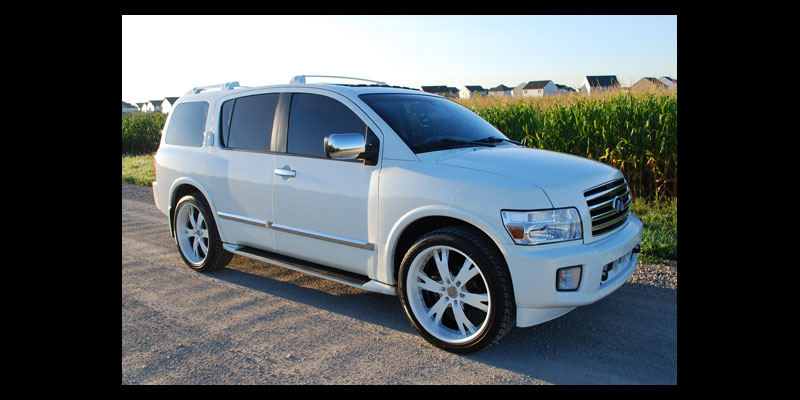 Infiniti QX56
