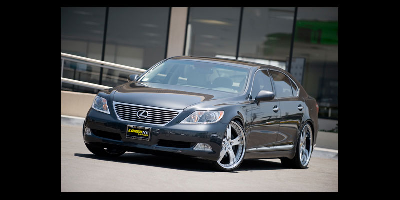 Lexus LS