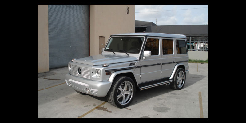 Mercedes-Benz G550