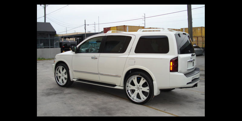 Infiniti QX56