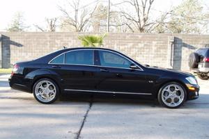 Mercedes-Benz S600