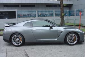 Nissan GT-R