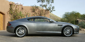 Aston Martin DB9