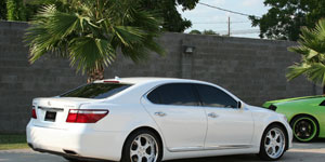 Lexus LS