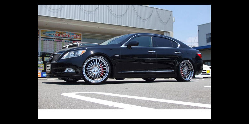 Lexus LS