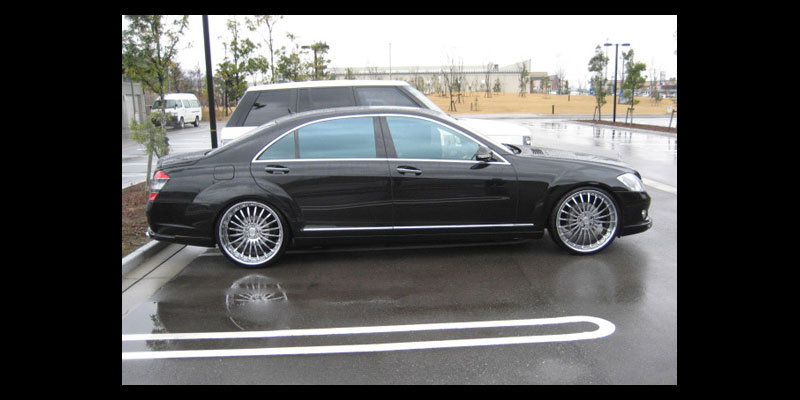Mercedes-Benz S550