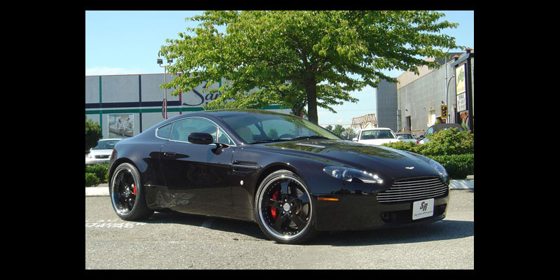 Aston Martin Vantage